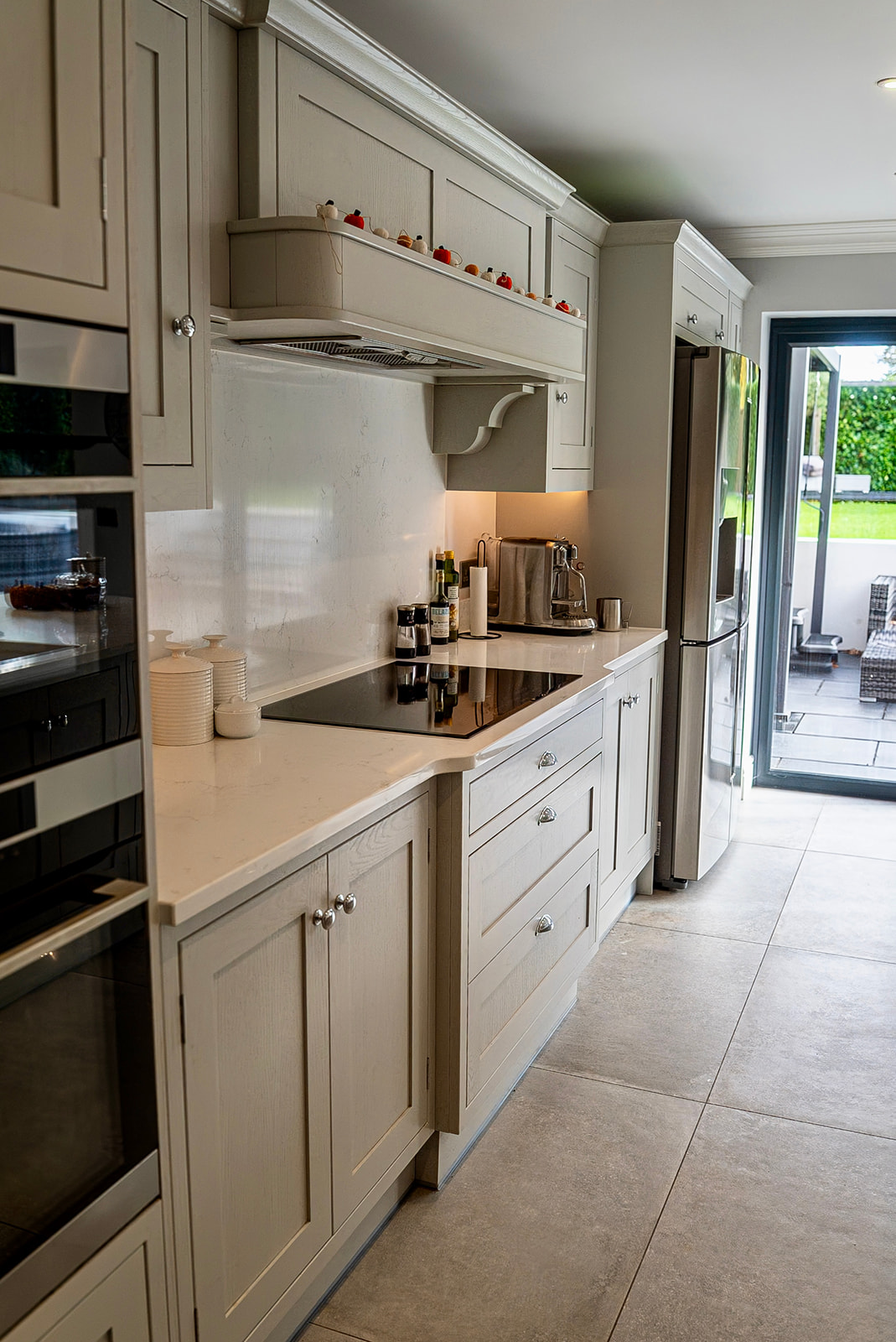 Bespoke kitchen detailing with island seating
