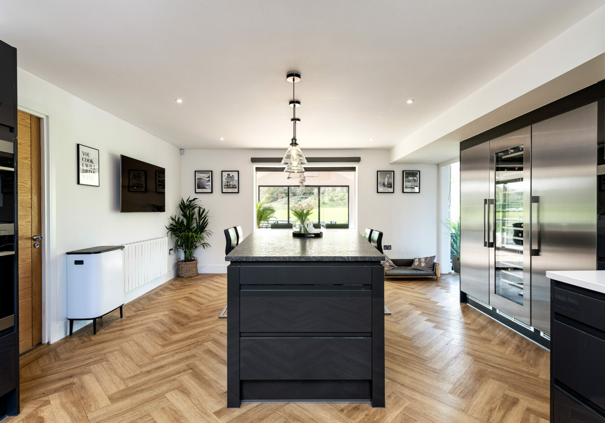Handleless kitchen