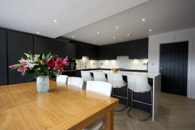 Stunning Modern Kitchen