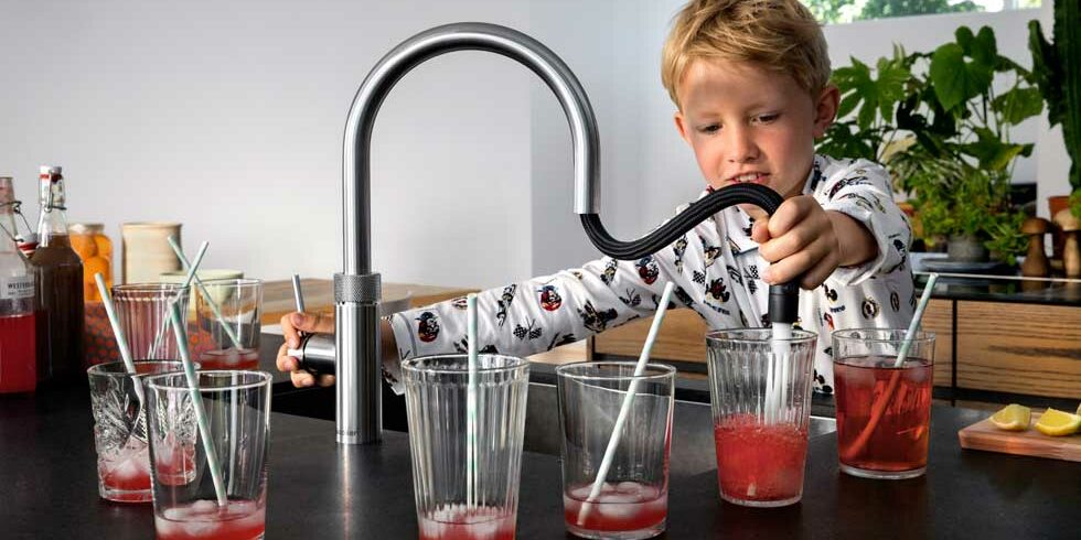 Kitchen-Hot-Water-Tap-Quooker-flex-hot-tap-by-Ream-boy