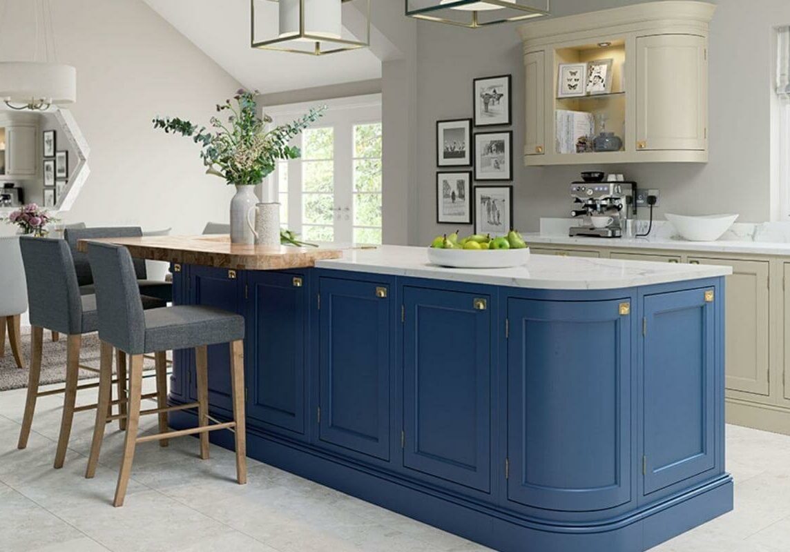 blue-cream-kitchen